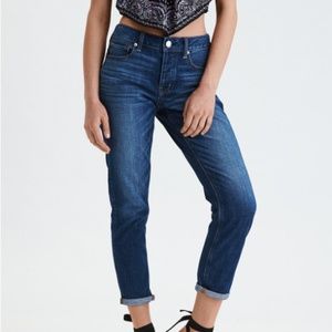 American Eagle Tomgirl Jean